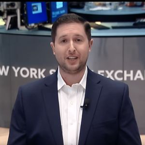 Grayscale CEO: Most of 11 Approved Bitcoin ETFs Won’t Survive + More Crypto News