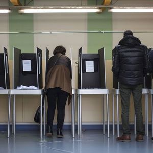 Labour UK Election Win May Not Derail Conservative Crypto Plans