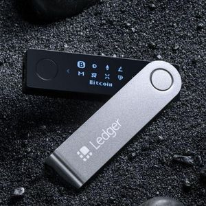 Crypto Security: iPhone and iPod Co-Creator Designs New Hardware Wallet for Ledger