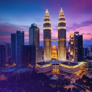 Standard Chartered and AirAsia Parent Explore Ringgit-Backed Stablecoin