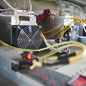 Russian Energy Companies Crack Down on Domestic Crypto Miners