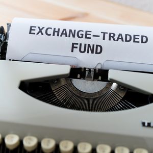 Crypto ETFs Are the Top Fund Performers as New Year Rally Strengthens