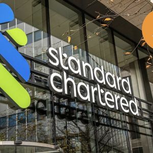 Standard Chartered is Building a Bitcoin Trading Desk
