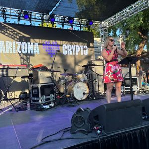 Politicians, Founders Motivate Crypto Voters on Day One of the America Loves Crypto Tour