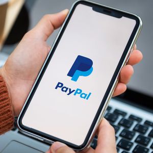 PayPal Stablecoin Encounters Subdued Reaction From Users