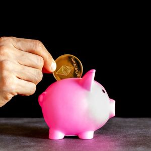 Ethereum’s Volatility vs. XRP Resilience: Analyzing Market Moves as NuggetRush Eyes $0.018