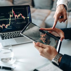 Dollar Bills to Millionaire Thrills: Grow Your Portfolio by Holding These 3 Promising Coins in 2024