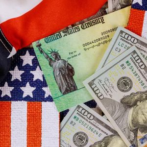 SEC Chair Receives Letter from Senators with Concerns Regarding Crypto ETFs
