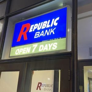 Crypto Community Buzzes as US Government Seizes Republic First Bank