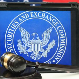 SEC Warns FTX Regarding Repayment Plan With Stablecoins, Sparking Industry Outcry