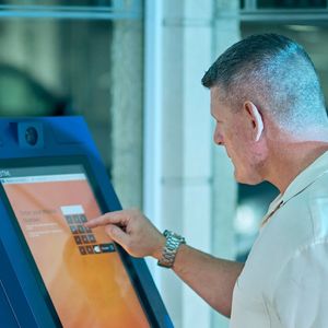 Bitcoin ATM Scams Surge Tenfold Since 2020: FTC Issues Warning