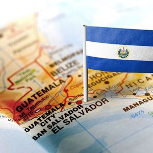 Bitcoin Support in El Salvador is PR Strategy Over Substance, Claims TIME Reporter