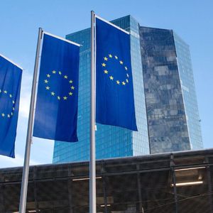 ECB Calls for Bitcoin Regulation, Debate Over Wealth Distribution