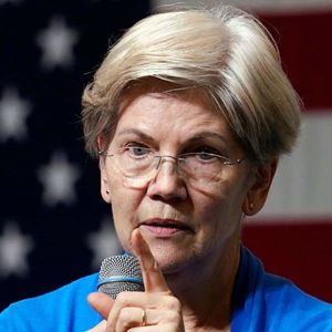 Elizabeth Warren Defeats Pro-Crypto Challenger John Deaton: Report