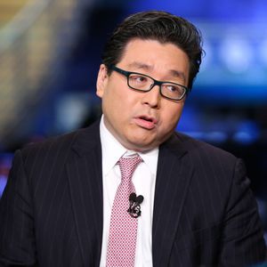 Fundstrat’s Tom Lee Sees Bitcoin as Key to US Fiscal Stability