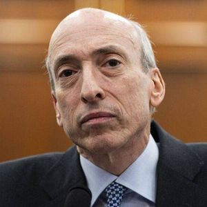 Crypto Leaders Slam SEC Chair Gensler Amid Speculation of Resignation