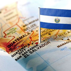 El Salvador to Scale Back Bitcoin Adoption in Exchange for $1.4 Billion IMF Loan