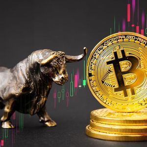 Bitcoin Holds $98K as Bulls Eye Breakout—Is a $108K Surge Coming?