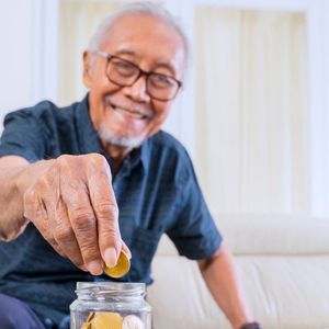 Trump Eyes Executive Order to Allow Crypto in 401(k) Retirement Plans