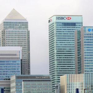 Crypto Firms Urge Trump to Block Bank Data Fees