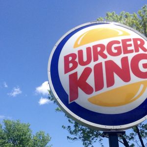 Burger King UK Crowns Floki Inu the "Top Doge" in Playful Twitter Banter