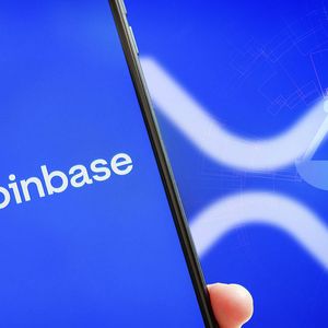 Pro-Ripple Attorney Calls Out Coinbase's Double Standards on XRP