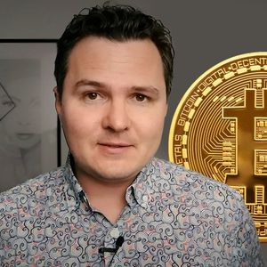 Bitcoin May Follow Gold’s Spike in 2004, Lark Davis Claims, Here’s Why