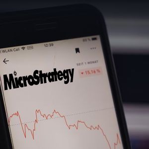 Bitcoin Backer MicroStrategy Outshines Apple with Massive Five-Year Gains