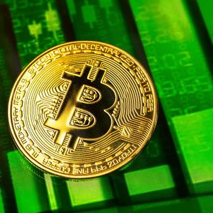 Bitcoin Celebrates 15 Years with a Green BTC Price Twist