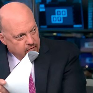 Jim Cramer: Bitcoin (BTC) Price Is “Topping Out”