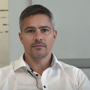 Epic Altcoins Surge on the Horizon, Top Trader Henrik Zeberg Predicts