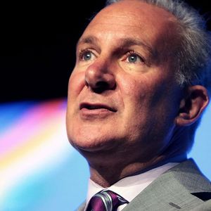 Gold's Big Day Ignored? Peter Schiff Critiques CNBC's Bitcoin Fixation