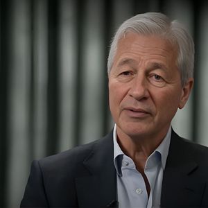 Bitcoin Hater Jamie Dimon Compares AI to Steam Engine
