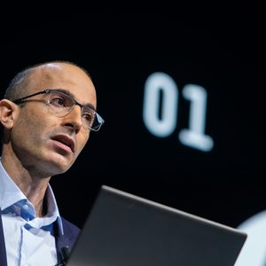 Famous Philosopher Yuval Noah Harari Slams Bitcoin