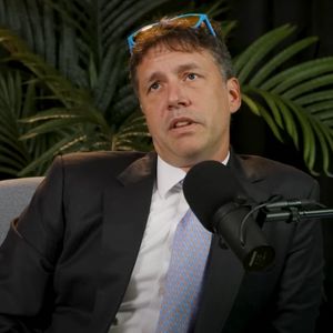 Bitcoin Bull Bill Miller Urges Investors to Be Aggressive with Small Caps