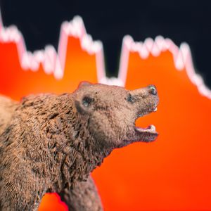 Yardeni Research Says Crypto Collapse Hasn’t Had Dire Consequences