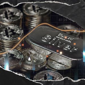 Is Bitcoin Too Cold or Is Silver Too Hot? Bloomberg's Top Strategist Ends Speculation