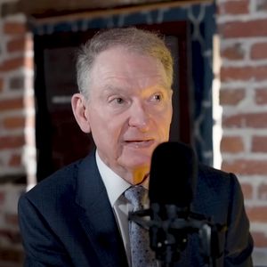 SEC Chair Confirms Bipartisan Bill to Crown U.S. 'Crypto Capital' in 2026