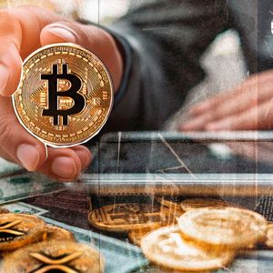 Top Trader Who Predicted XRP’s 700% Rally Breaks Silence with Bitcoin Price Update