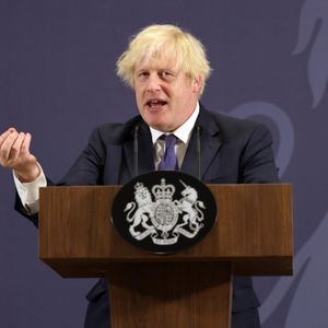 Boris Johnson Argues Bitcoin Is Giant Ponzi Scheme