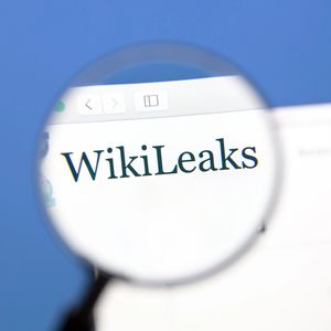 Bitcoin Adopted by Wikileaks 15 Years Ago: How It Happened