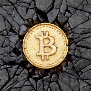 BlackRock Forced to Liquidate $122 Million in Bitcoin as Clients Cut 45% Losses