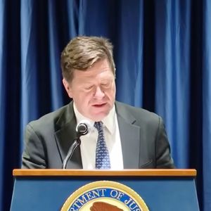 Former SEC Boss Behind Ripple Lawsuit Sworn In as Intelligence Chief