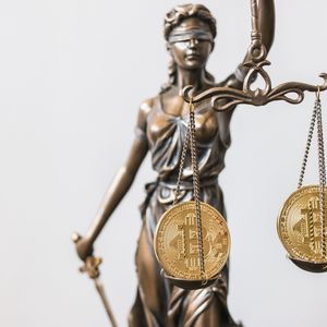 Satoshi-Era Bitcoin Holder Moves 2,571,899% Gain to Thwart New York Court Case