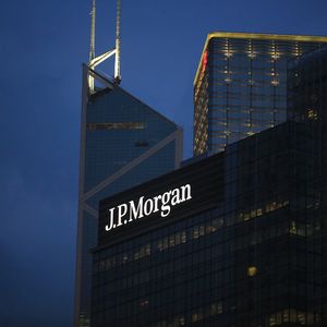 Bitcoin to Outperform Gold if ETF Hedging Eases, JPMorgan Says