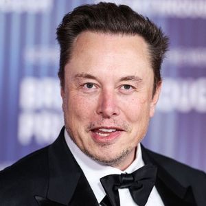 World’s Richest Man: Elon Musk Shatters Records with $348 Billion Fortune