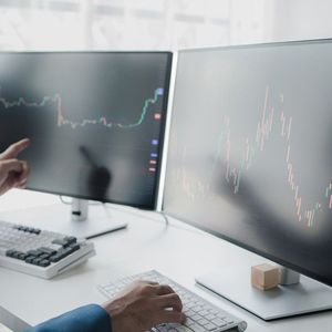Bitcoin's Market Sentiment Slides as Year-End Slump Hits $93,000 Mark