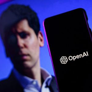 AI Agents Set to Transform Workplaces in 2025, Says OpenAI CEO