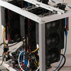 Solo Bitcoin Miner Beats the Odds, Wins $263,000 With a Small Rig