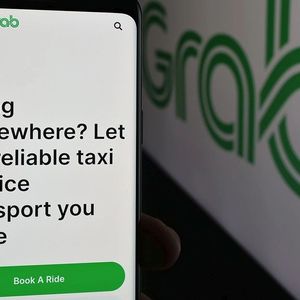 Grab Taps Natix to Power Real-Time Maps with Tesla Drivers